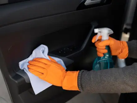 Nettoyage extérieur complet de véhicules professionnels