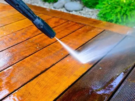 Faire nettoyer ses extérieurs par un professionnel