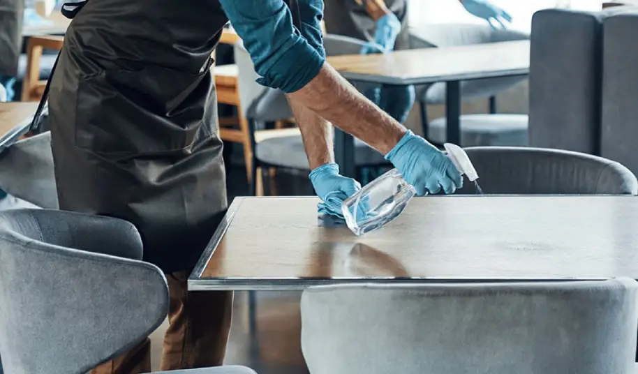 Nettoyage quotidien de restaurant par professionnel à Mérignac